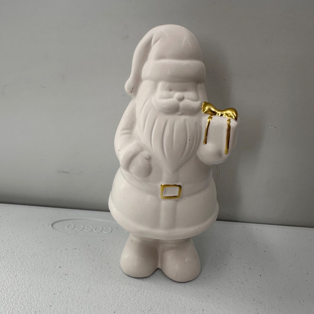 White‎ Ceramic Santa Clause Figurine Gold Accents 8 Inch Christmas Holiday Decor - Picture 10 of 11